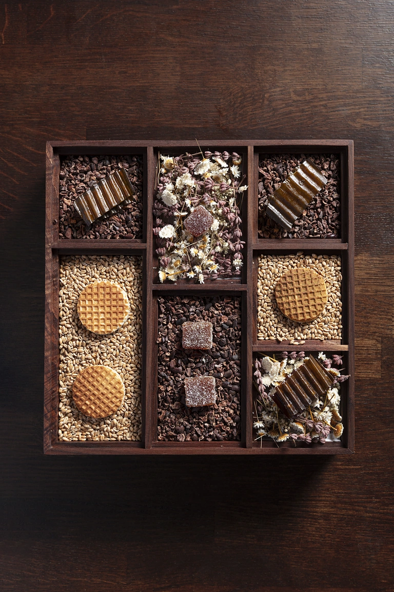 petit four